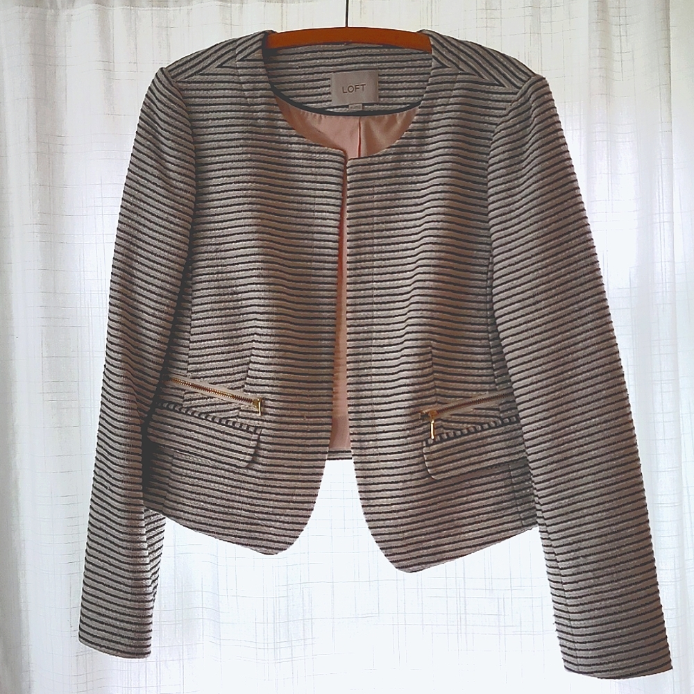Loft textured collarless open front blazer/jacket